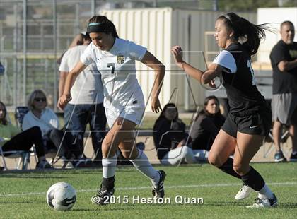 Thumbnail 3 in Oaks Christian @ Sunny Hills (CIF-SS D2 Playoffs) photogallery.