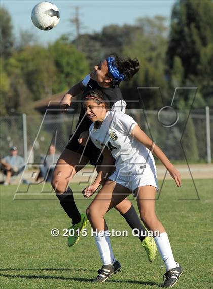 Thumbnail 2 in Oaks Christian @ Sunny Hills (CIF-SS D2 Playoffs) photogallery.