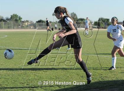 Thumbnail 3 in Oaks Christian @ Sunny Hills (CIF-SS D2 Playoffs) photogallery.