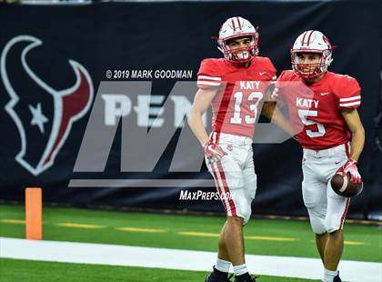 Thumbnail 3 in Katy vs North Shore (UIL 6A Regional Playoff) photogallery.