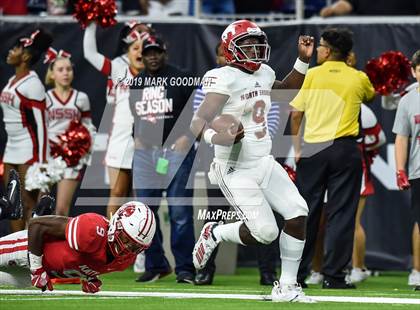 Thumbnail 2 in Katy vs North Shore (UIL 6A Regional Playoff) photogallery.