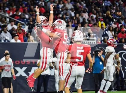 Thumbnail 3 in Katy vs North Shore (UIL 6A Regional Playoff) photogallery.