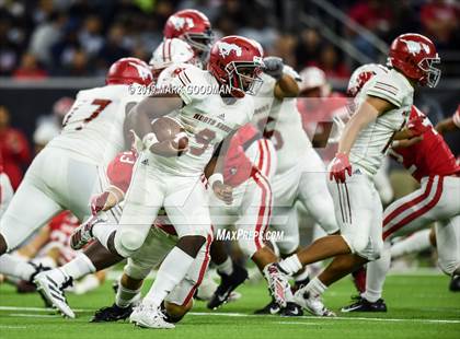 Thumbnail 1 in Katy vs North Shore (UIL 6A Regional Playoff) photogallery.