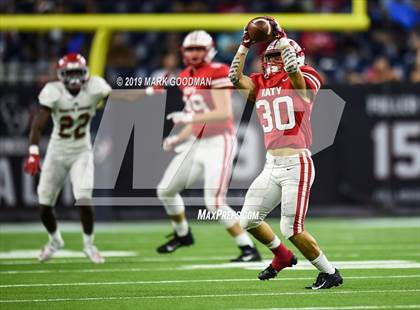 Thumbnail 3 in Katy vs North Shore (UIL 6A Regional Playoff) photogallery.