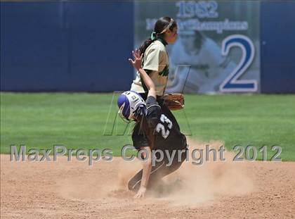 Thumbnail 3 in Narbonne vs. Maywood Academy (CIF LACS Invitational Final) photogallery.