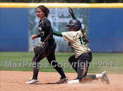 Thumbnail 2 in Narbonne vs. Maywood Academy (CIF LACS Invitational Final) photogallery.