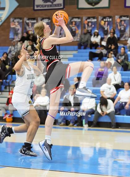 Thumbnail 1 in Spanish Fork @ West Jordan (UHSAA 5A Round 1) photogallery.