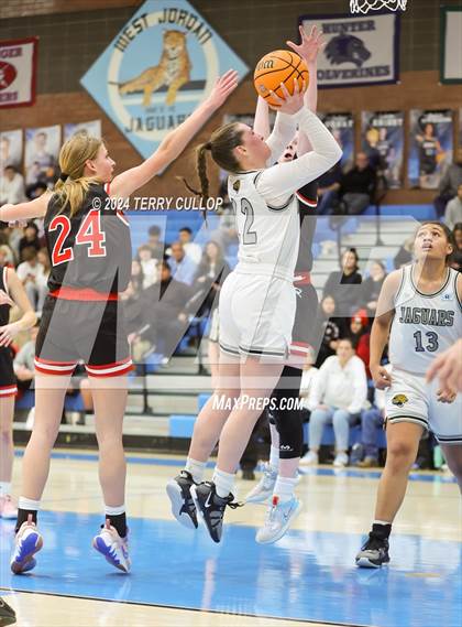 Thumbnail 1 in Spanish Fork @ West Jordan (UHSAA 5A Round 1) photogallery.