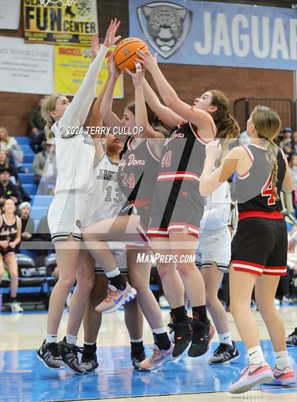 Thumbnail 2 in Spanish Fork @ West Jordan (UHSAA 5A Round 1) photogallery.