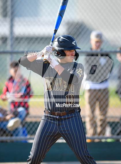 Thumbnail 2 in Kennedy vs Legacy photogallery.