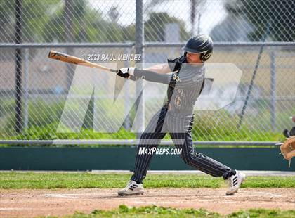 Thumbnail 3 in Kennedy vs Legacy photogallery.