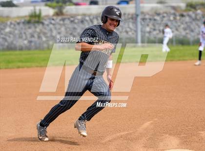 Thumbnail 1 in Kennedy vs Legacy photogallery.