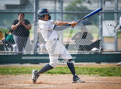 Thumbnail 2 in Kennedy vs Legacy photogallery.