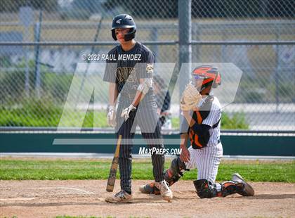 Thumbnail 1 in Kennedy vs Legacy photogallery.
