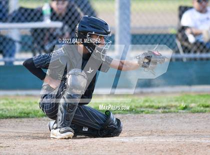 Thumbnail 3 in Kennedy vs Legacy photogallery.