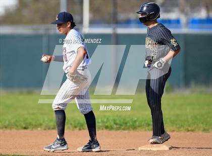 Thumbnail 3 in Kennedy vs Legacy photogallery.