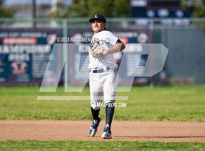 Thumbnail 3 in Kennedy vs Legacy photogallery.