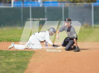 Thumbnail 1 in Kennedy vs Legacy photogallery.