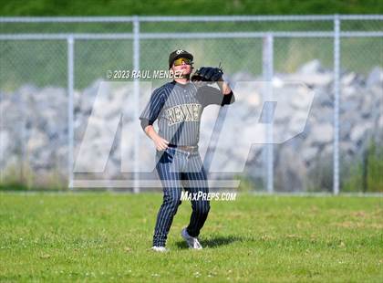 Thumbnail 2 in Kennedy vs Legacy photogallery.