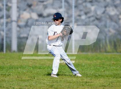 Thumbnail 3 in Kennedy vs Legacy photogallery.