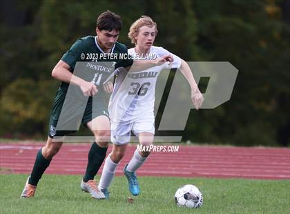 Thumbnail 1 in Hamilton-Wenham Regional @ Pentucket Regional photogallery.