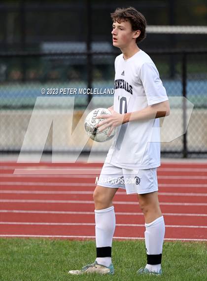 Thumbnail 3 in Hamilton-Wenham Regional @ Pentucket Regional photogallery.