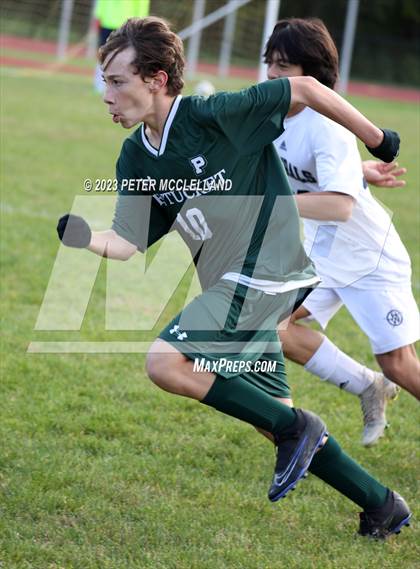 Thumbnail 1 in Hamilton-Wenham Regional @ Pentucket Regional photogallery.