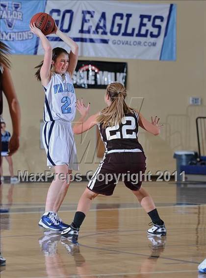 Thumbnail 1 in Golden @ Valor Christian photogallery.
