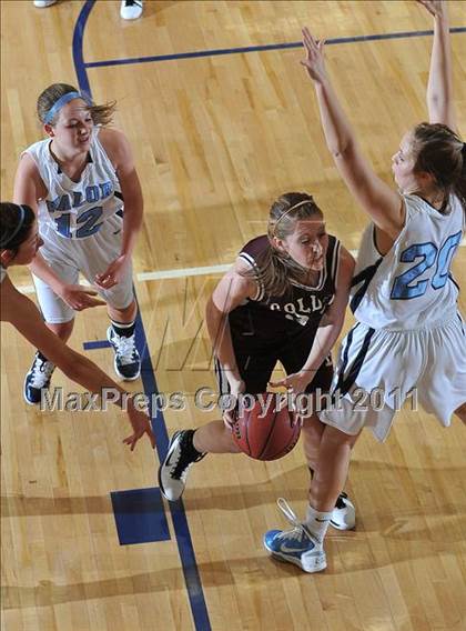 Thumbnail 1 in Golden @ Valor Christian photogallery.