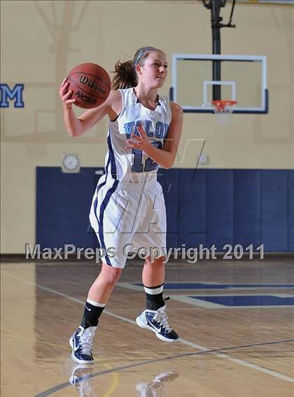 Thumbnail 3 in Golden @ Valor Christian photogallery.