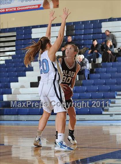 Thumbnail 3 in Golden @ Valor Christian photogallery.