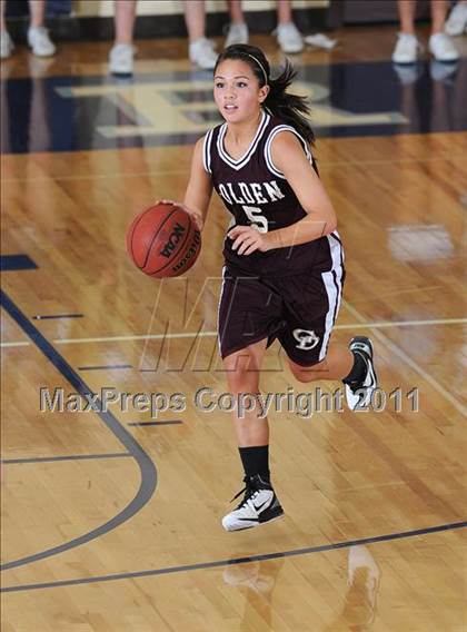 Thumbnail 3 in Golden @ Valor Christian photogallery.