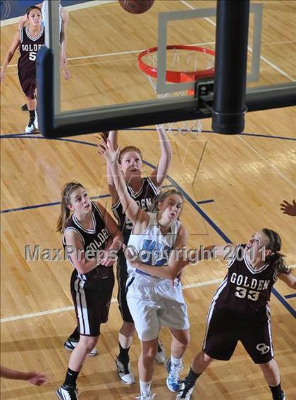Thumbnail 3 in Golden @ Valor Christian photogallery.