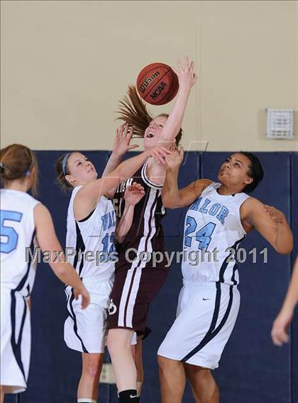 Thumbnail 3 in Golden @ Valor Christian photogallery.
