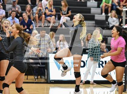 Thumbnail 2 in Bowie @ Vandegrift  photogallery.