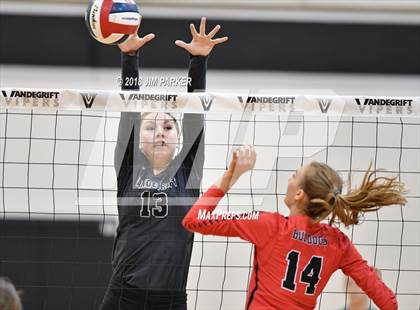 Thumbnail 3 in Bowie @ Vandegrift  photogallery.