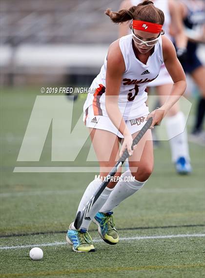 Thumbnail 2 in Mountain View vs Lafayette (Bulldog Invitational) photogallery.