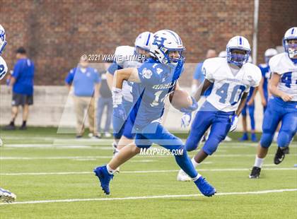 Thumbnail 1 in Simon Kenton @ Highlands photogallery.