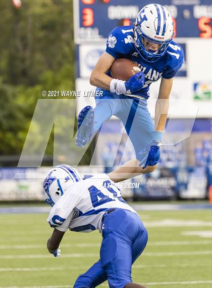 Thumbnail 1 in Simon Kenton @ Highlands photogallery.