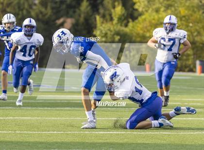 Thumbnail 2 in Simon Kenton @ Highlands photogallery.