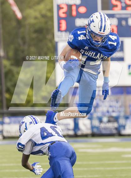 Thumbnail 2 in Simon Kenton @ Highlands photogallery.