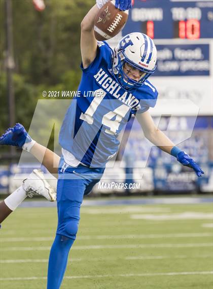 Thumbnail 3 in Simon Kenton @ Highlands photogallery.