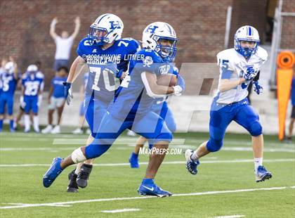 Thumbnail 3 in Simon Kenton @ Highlands photogallery.