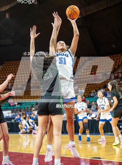 Thumbnail 1 in Pine Creek vs. Grandview (CHSAA 6A Final Four) photogallery.
