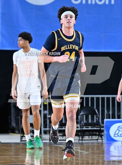Thumbnail 1 in Bellevue vs. Eastside Catholic (WIAA 3A 5th Place) photogallery.