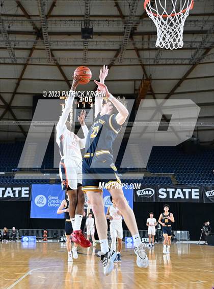 Thumbnail 3 in Bellevue vs. Eastside Catholic (WIAA 3A 5th Place) photogallery.