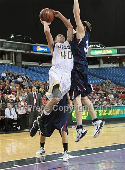 Thumbnail 2 in Vacaville Christian vs. Bradshaw Christian (CIF SJS D5 Final) photogallery.