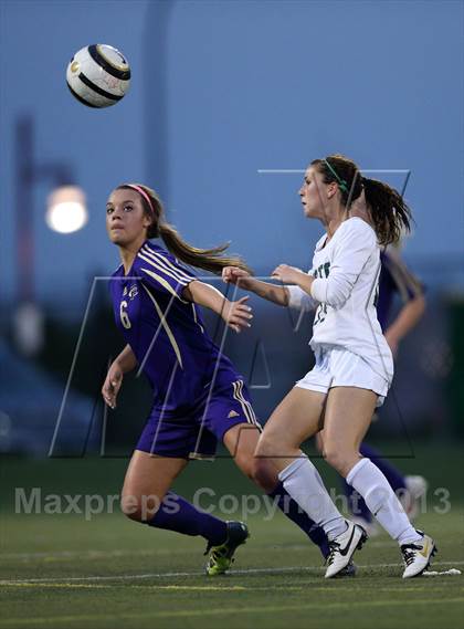 Thumbnail 3 in Fort Collins @ Mountain Vista (CHSAA 5A Quarterfinal) photogallery.