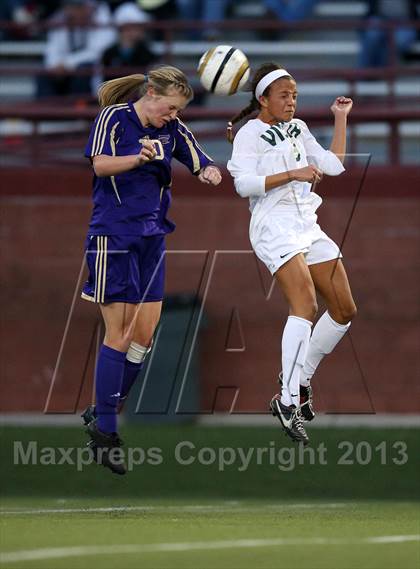 Thumbnail 2 in Fort Collins @ Mountain Vista (CHSAA 5A Quarterfinal) photogallery.