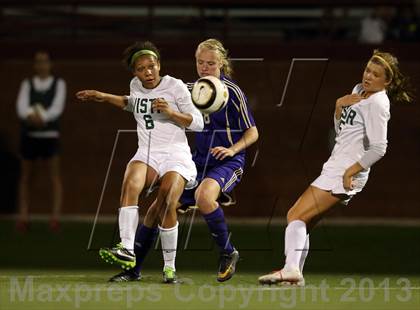 Thumbnail 2 in Fort Collins @ Mountain Vista (CHSAA 5A Quarterfinal) photogallery.